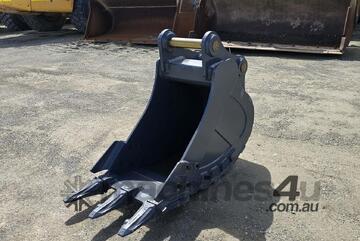 2024 warrior BUCKET GP