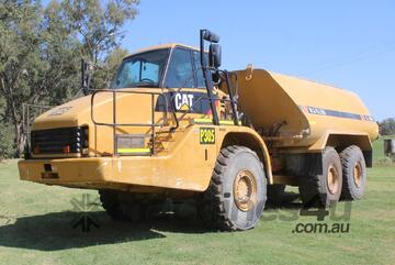 Caterpillar 2008   735