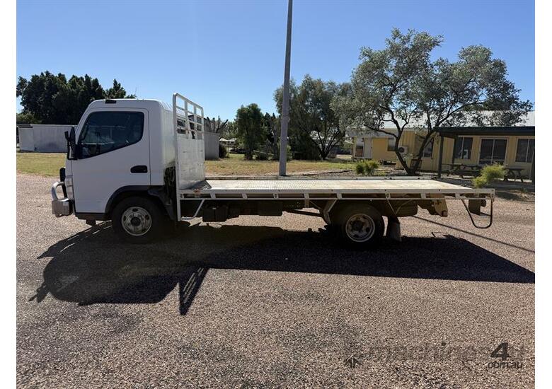 2005 MITSUBISHI CANTER FE84P TRUCK