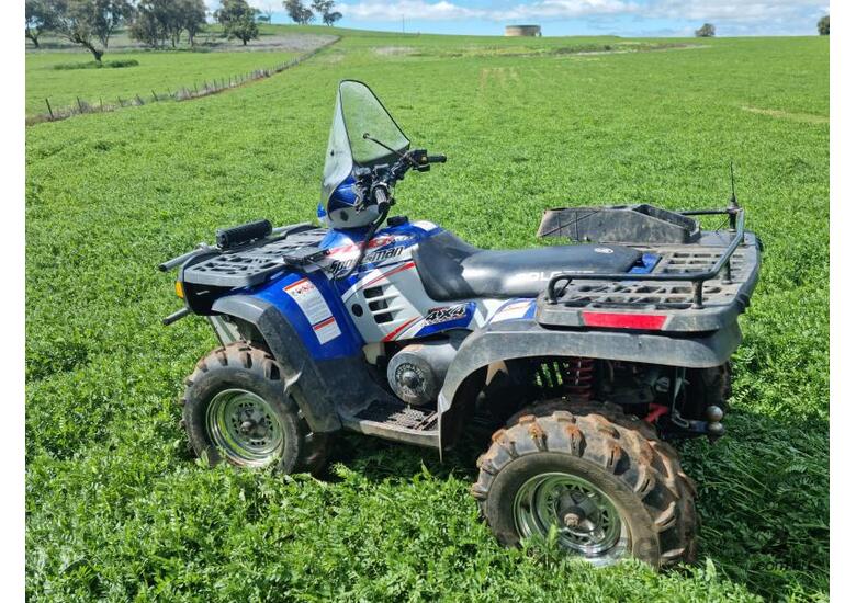 caption Polaris Sportsman 700