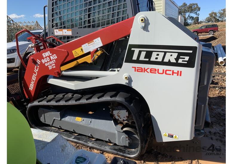Low hour skid steer loader 