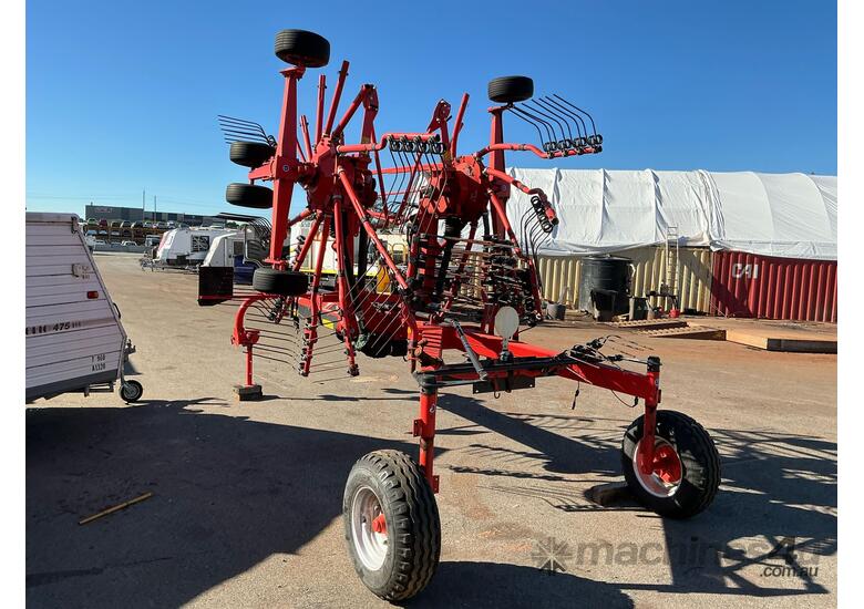 caption 2020 Kuhn GA7501 + Rotary Hay Rake