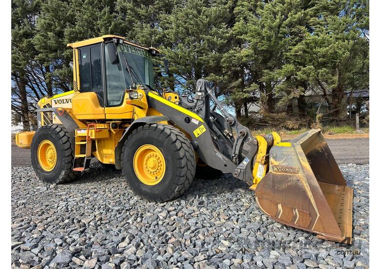 2020 Volvo L70f