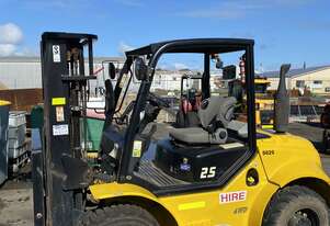Liftsmart 2.5T Diesel 4x4 Forklift