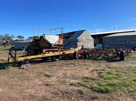 Alfarm Airseeder, cart and bar. - picture0' - Click to enlarge