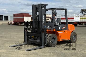 Lonking 2025   LG50DT FORKLIFT