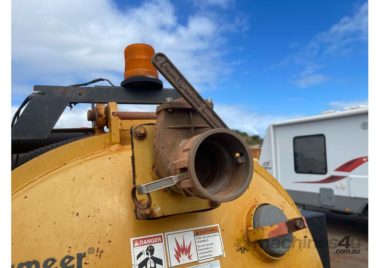 caption 2012 Vermeer McLaughlin v250 Vacuum Unit (Trailer Mounted)