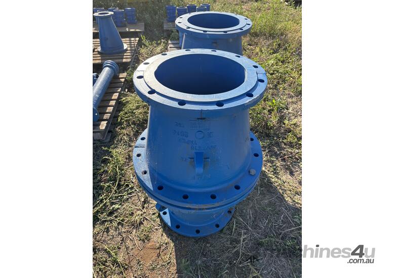 caption 1 x Pallet of Ductile Iron Pipe Fittings