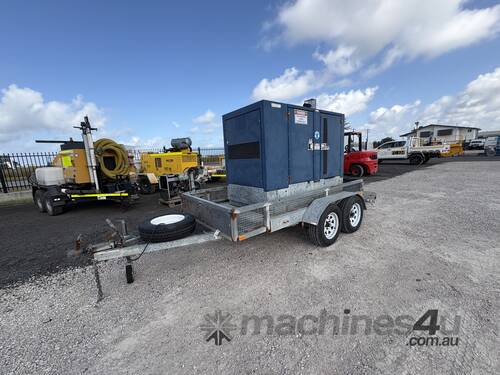 2012 Gorman-Rupp T4LS Centrifugal Pump mounted on Dual Axle Plant Trailer