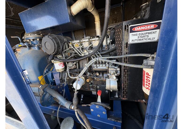 2012 Gorman-Rupp T4LS Centrifugal Pump mounted on Dual Axle Plant Trailer
