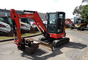 Kubota U35-4 Excavator under 1,000hrs