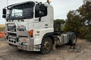 Hino 700 2045 Euro5 Primemover