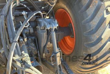 Kubota 2020   Tractor