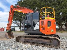2017 Hitachi ZX135US-5B - picture0' - Click to enlarge