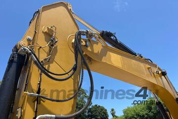 2019 Caterpillar 330 Excavator (Steel Tracked)