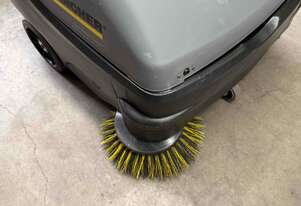 Karcher sweeping machine