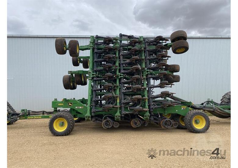 John Deere N560F 60'