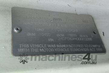 Hino 2010   FD8J Tilt Tray