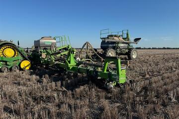 2022 BOSS Agriculture 18m Linkage Frame Planter