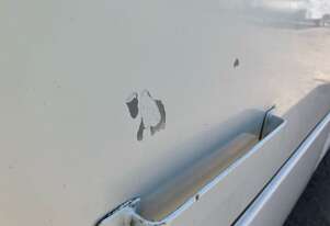 2005 Mitsubishi BE600 Rosa Bus