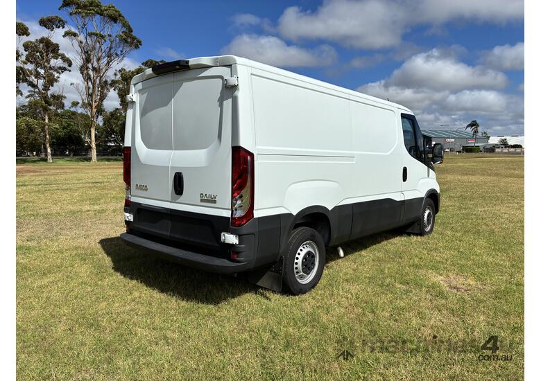 2022 Iveco 35S DAILY VAN 3520WB 140HP 9m3  Van