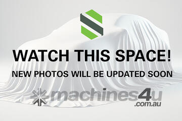 2013 Toyota Hilux SR5 (4x4) Diesel Space Cab Ute