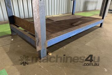 Metal Work Bench