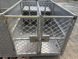 Tosca Hydraulic Lift Dog Transport Canopy  - picture0' - Click to enlarge