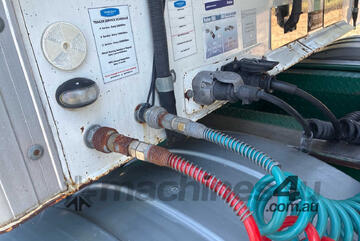 2019 Vawdrey VB S3 Tri Axle Refrigerated Pantech Trailer