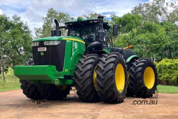 John Deere 9570R Scraper Special