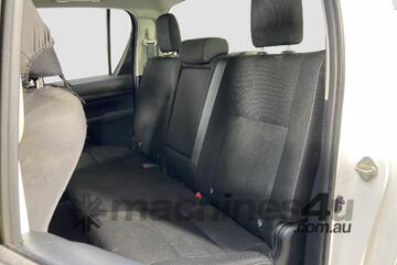 2023 Toyota Hilux 4x4 SR Dual Cab T/Diesel (Auto)