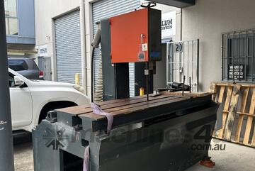 Heavy Duty, Travelling Head, Vertical Band Saw