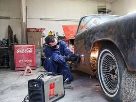 Plasma Cutter Powermax30 AIR Clean Cut 8mm - Cut Speed 500 mm/min / 10mm - Cut Speed 250 mm/min Seve - picture0' - Click to enlarge