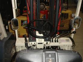 3.5 T KCUGH02F35U Nissan with side shift - picture1' - Click to enlarge
