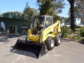 Demo 901S 85Hp - FREE FREIGHT* - picture0' - Click to enlarge