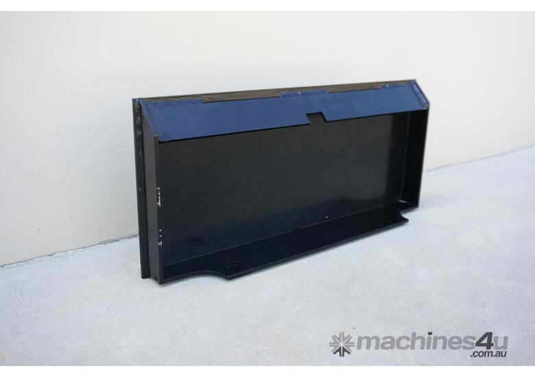 caption Versatach Mini Skidsteer Loader Hitch Mount Plate