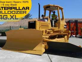 Duel Slope Blade D4G XL Dozer / CAT D4 Bulldozer  - picture0' - Click to enlarge