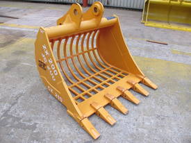 2017 SEC 20ton Sieve Bucket ZX200 - picture0' - Click to enlarge
