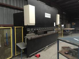 Just In - Aust Made 4100mm x 125Ton CNC - picture0' - Click to enlarge