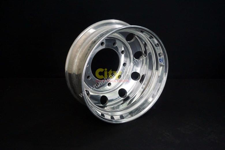 caption 10/285 8.25x22.5 Alcoa Polished Drive Alloy Rim