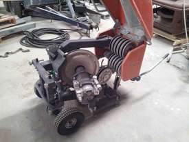 Wire / wall saw & pump - picture0' - Click to enlarge