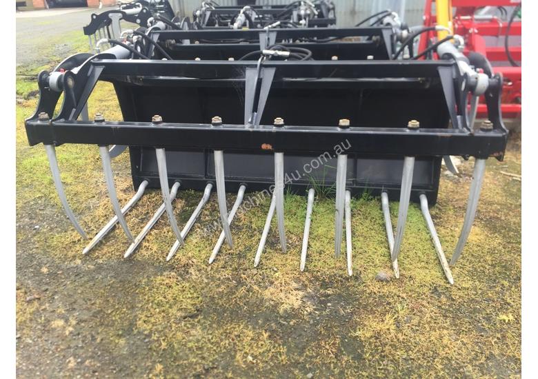 caption Zocon Silage Grab 180 Bale Handler/Grab Hay/Forage Equip