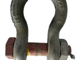 Bow Shackle 17 Ton 1.5 Grosby Rigging Equipment - picture0' - Click to enlarge