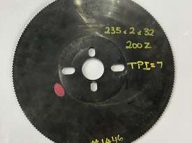 Cold Saw Blade HSS 235Ø x 2 x 32mm Bore 200T - picture0' - Click to enlarge
