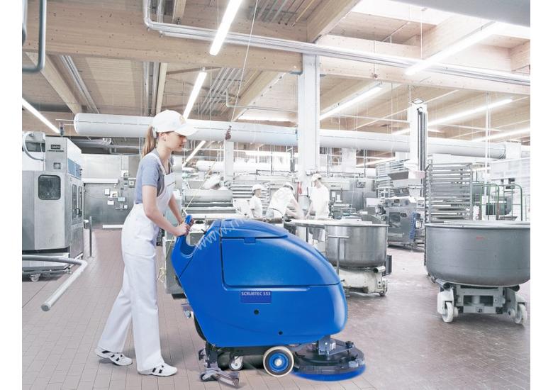 Click to view full size photos Nilfisk Scrubber Scrubtec 553BL