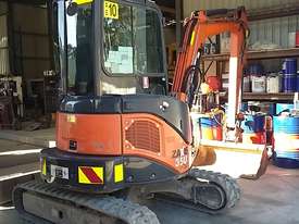 Hitachi 3.5 Excavator 2012 Model 2229 Hrs New Tracks fitted today - picture0' - Click to enlarge