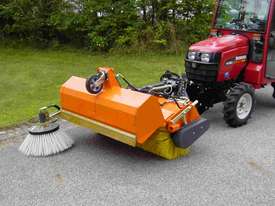 Tuchel Kompakt Road Sweeper Broom for Forklifts and Excavators - picture2' - Click to enlarge