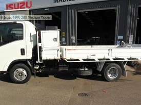 2009 Isuzu NPR 200 Medium Tipper - picture0' - Click to enlarge