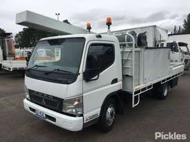 2006 Mitsubishi Fuso Canter 7/800 - picture2' - Click to enlarge
