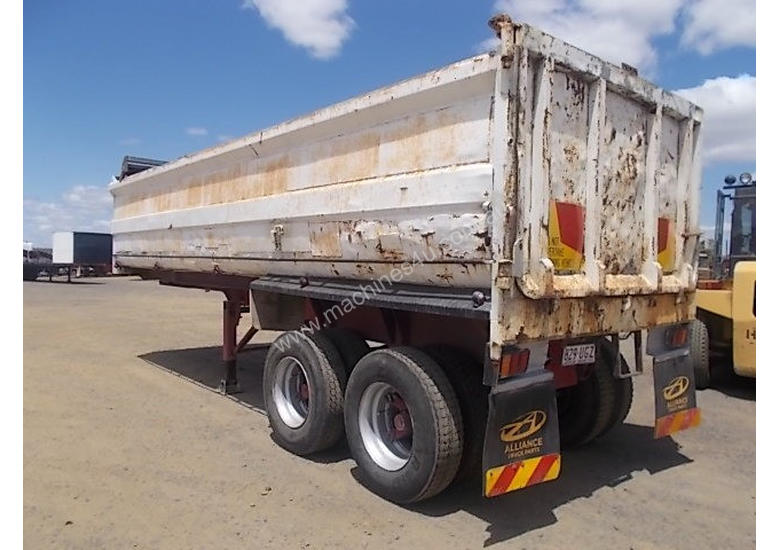 caption McGrath Semi Tipper Trailer